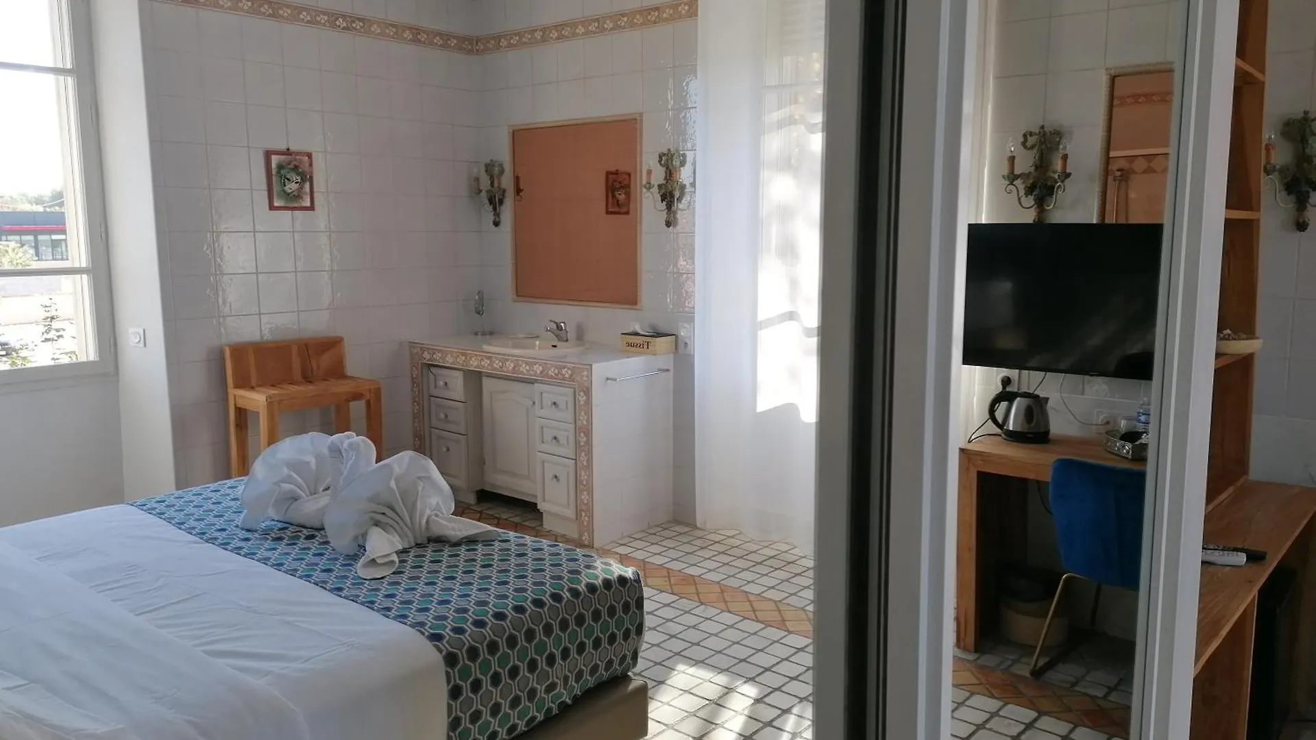 Domaine De La Nerthe- Hotel Provence Mediterranee Gignac-la-Nerthe